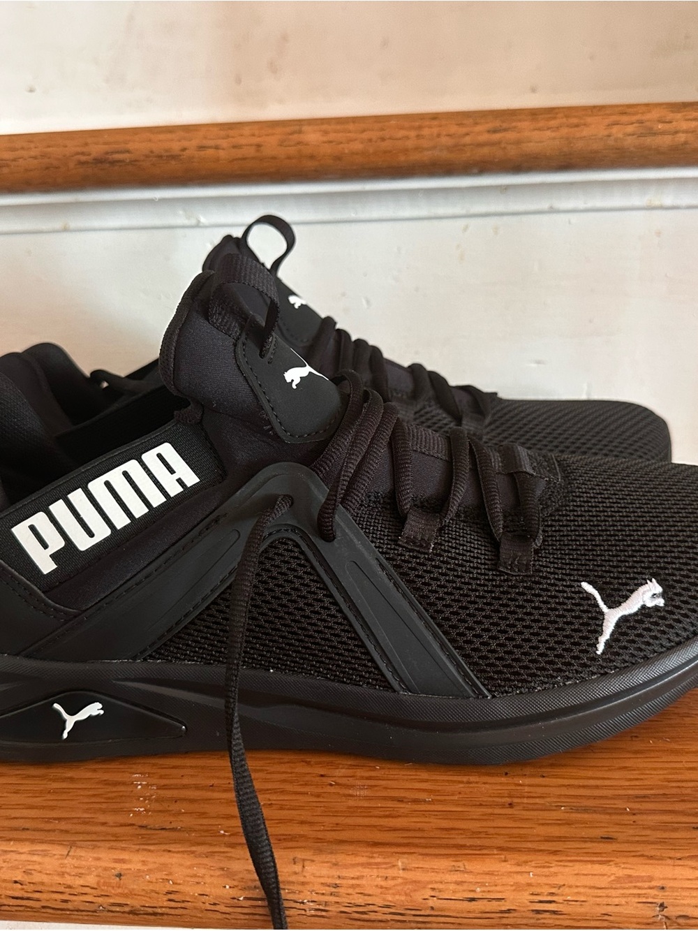 Puma sneakers Soft Foam + size 11 Men’s - Picture 2 of 8